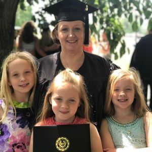 Meet your Posher, Kim